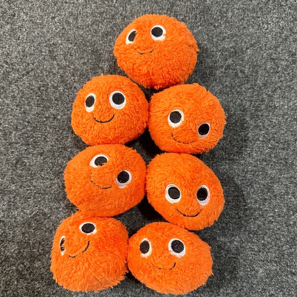 Kidrobot Yummy World Cheesy Puffs Plush Toys 7 Puffs Zippered Pillow Bag 14x12 - Picture 6 of 7